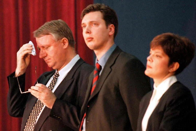 Bilo je to godine '97.: Vučić zaboravio što je sa Šešeljem uradio Hrvatima u Zemunu