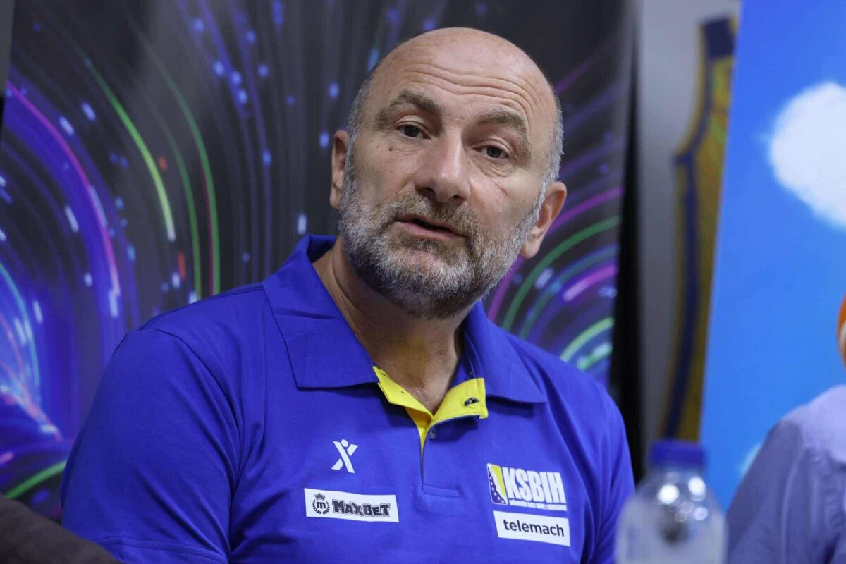 Bećiragić u Kinu vodi šareni sastav, govorio o Đedoviću, Sulejmanoviću, Gordiću