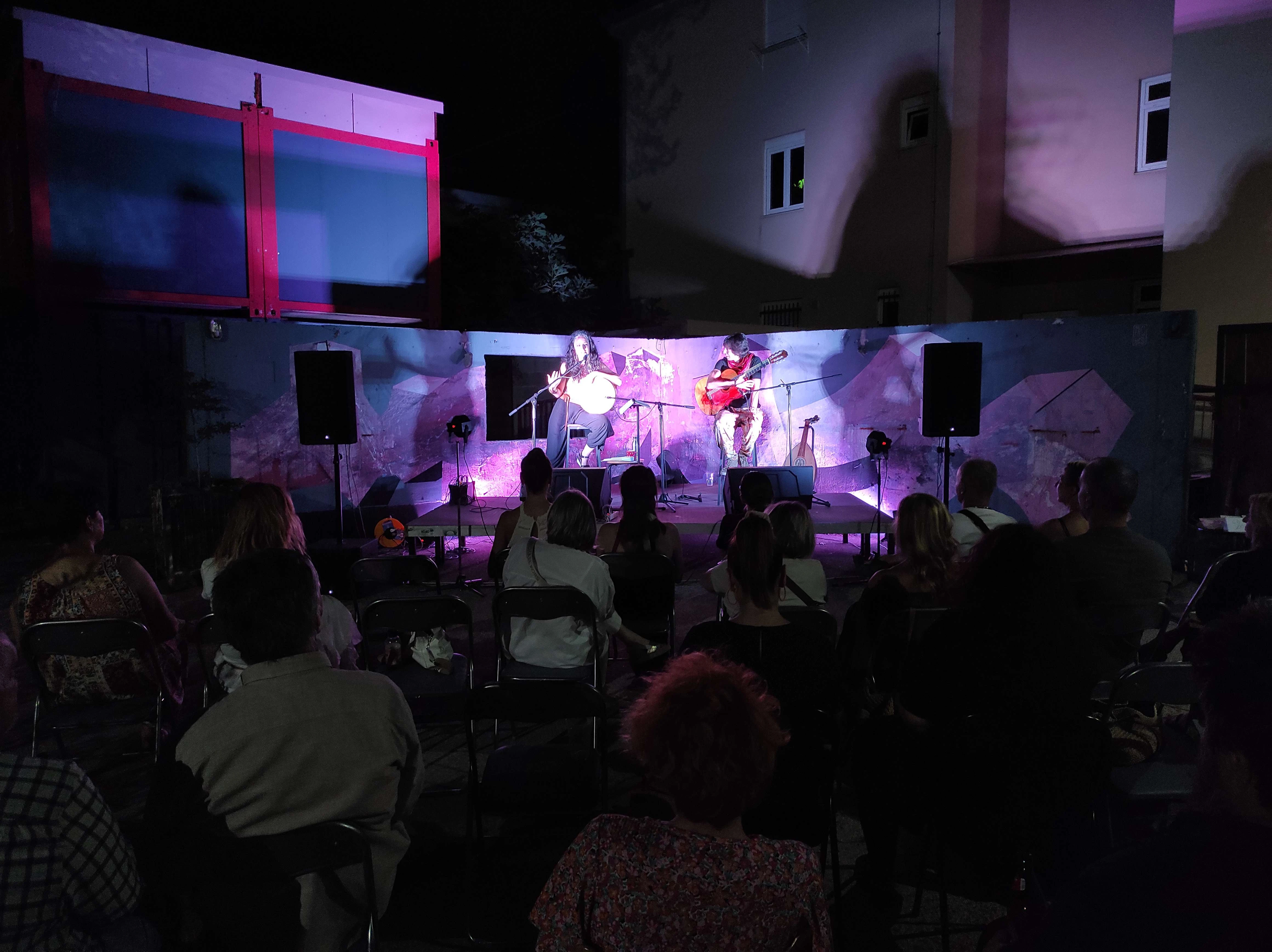 Koncert duoa Evoèh: Ukradeni instrumenti nisu zaustavili magiju u Abraševiću