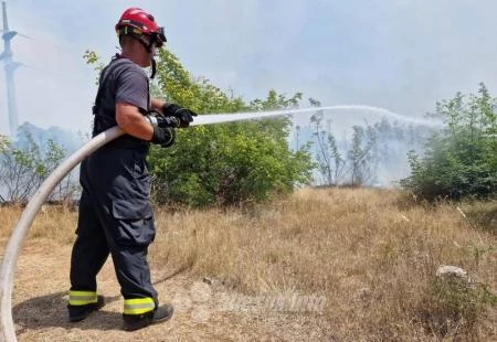 Gubavica: Stanje povoljnije, ali borba s vatrom traje