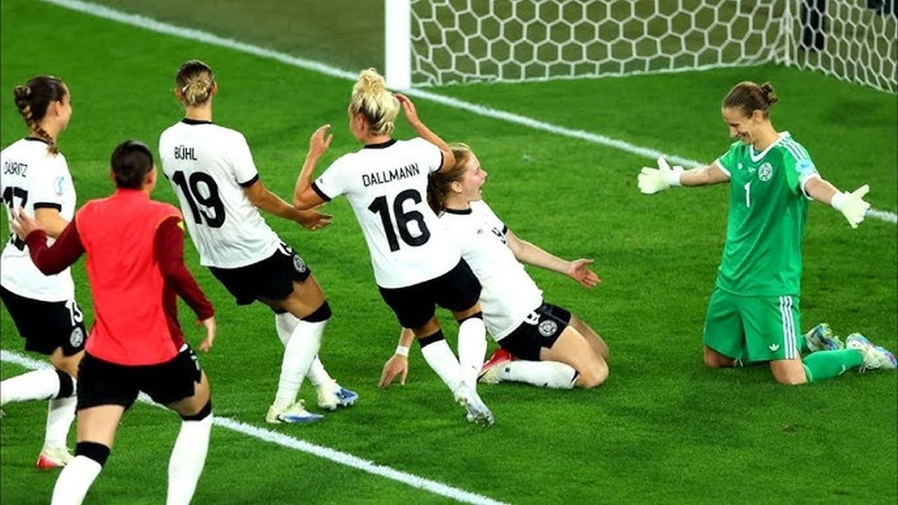 Pobijedila je dva puta karcinom, sada je odvela Njemačku u polufinale