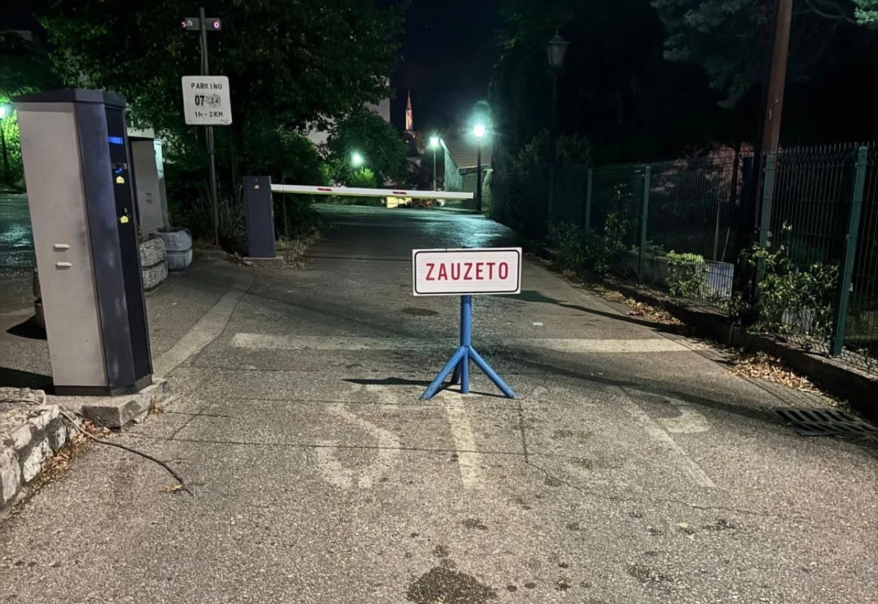 Mostarci traže hitnu reakciju: "Pišu nam kazne, a parking 'zjapi' prazan"