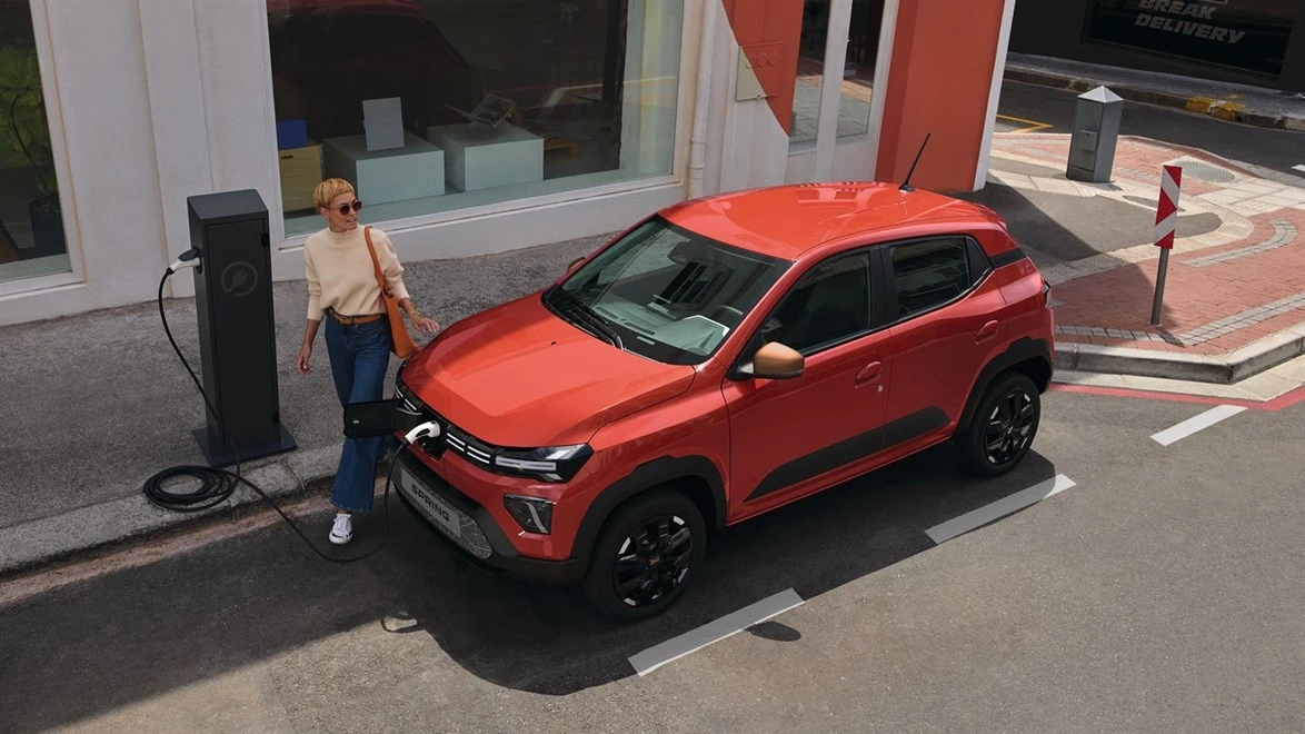 VIDEO | Dacia i Renault s pristupačnim modelima – električni za Europu, obiteljski za Indiju