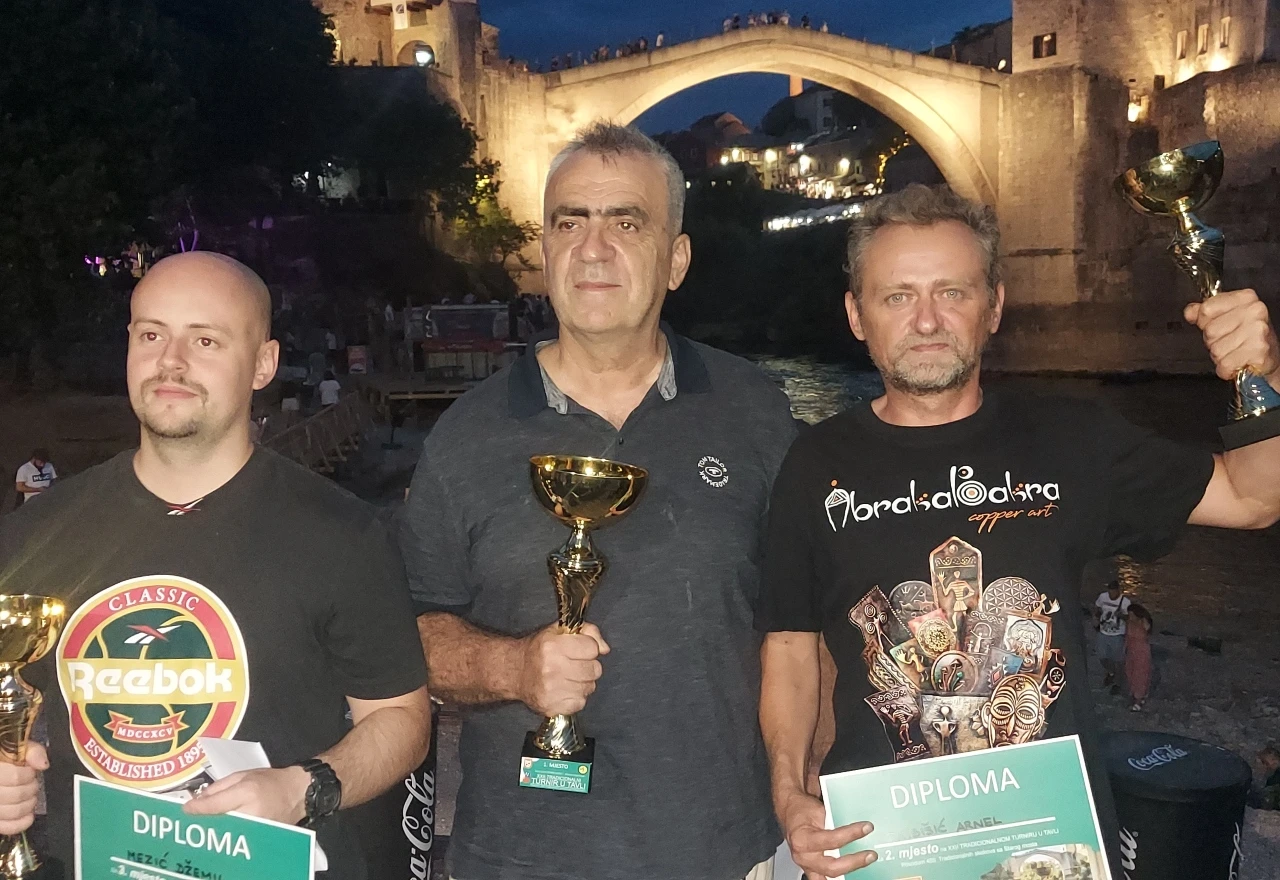 Mostarac Draženko Vučina Džaka pobjednik 22. tradicionalnog tavla turnira