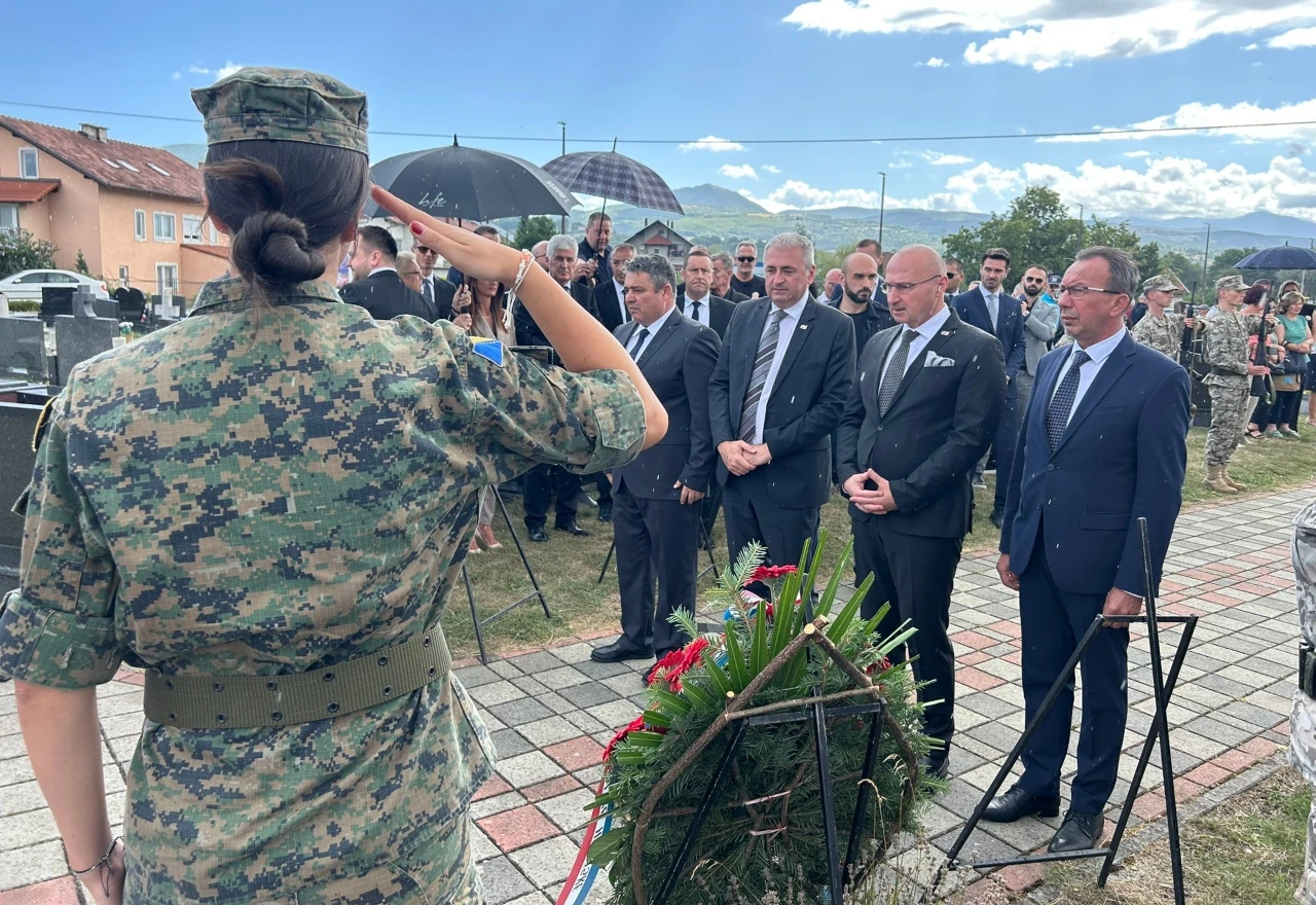 Grlić Radman iz Bugojna: Institucije BiH moraju procesuirati zločine nad Hrvatima