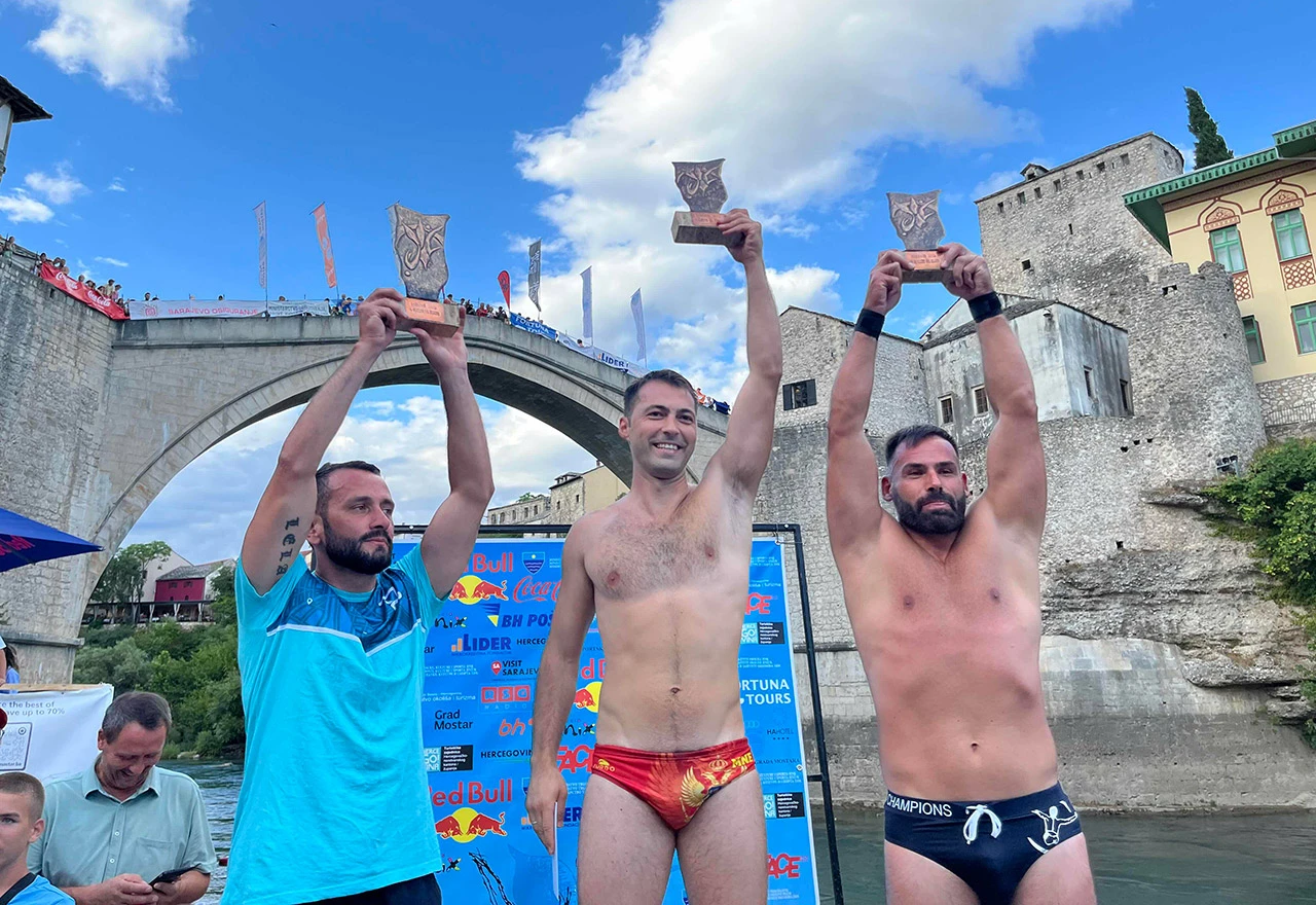 Proglašenje pobjednika 459. tradicionalnih skokova sa Starog Mosta