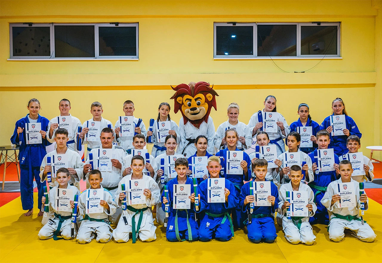 Judo klub Borsa obilježio uspjeh: Mladi sportaši napreduju s višim pojasovima