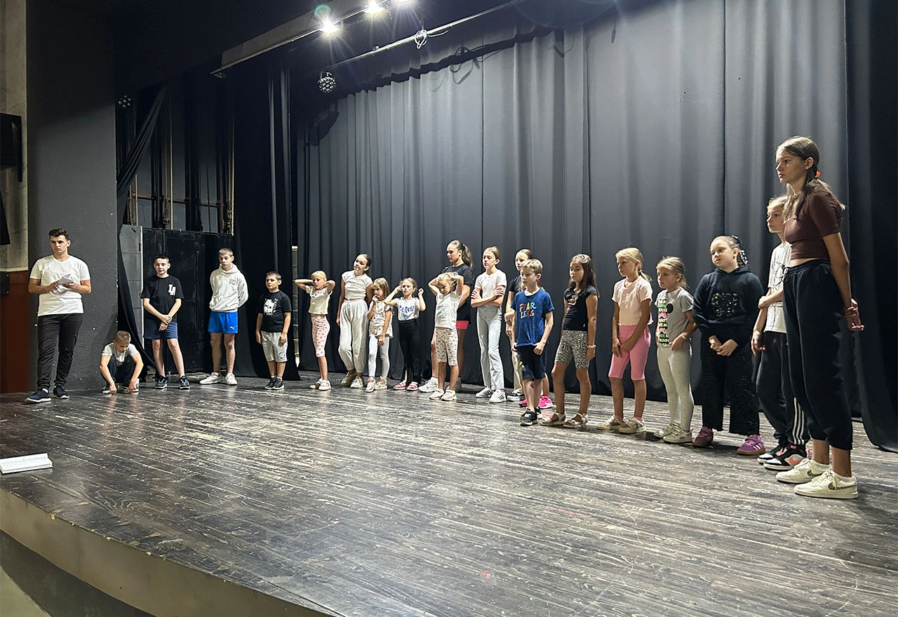 Ljetni kazališni kamp okupio 30 djece i mladih
