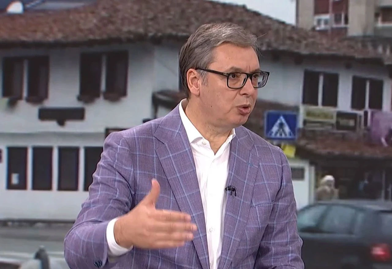 Vučić: Nakon incidenata u Novom Pazaru poziva na smirenost i istragu