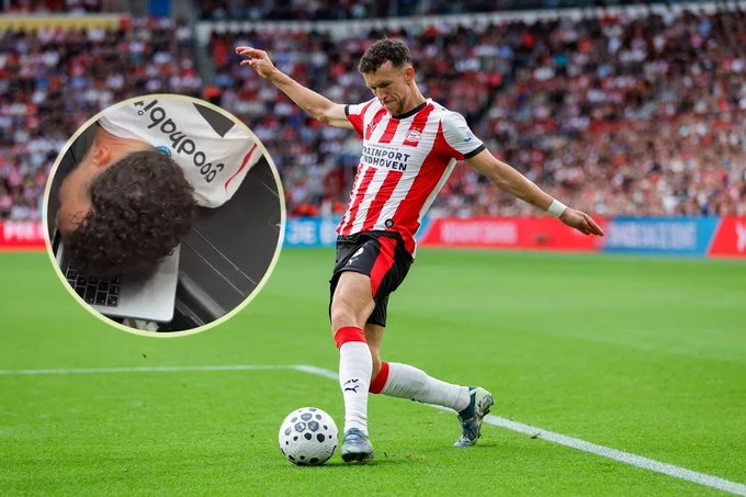 Ivan Perišić proslavljao pogodak pa se zabio glavom u laptop
