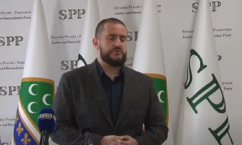 Ministar neregistriranim stranačkim Audijem udario u policiju i pobjegao