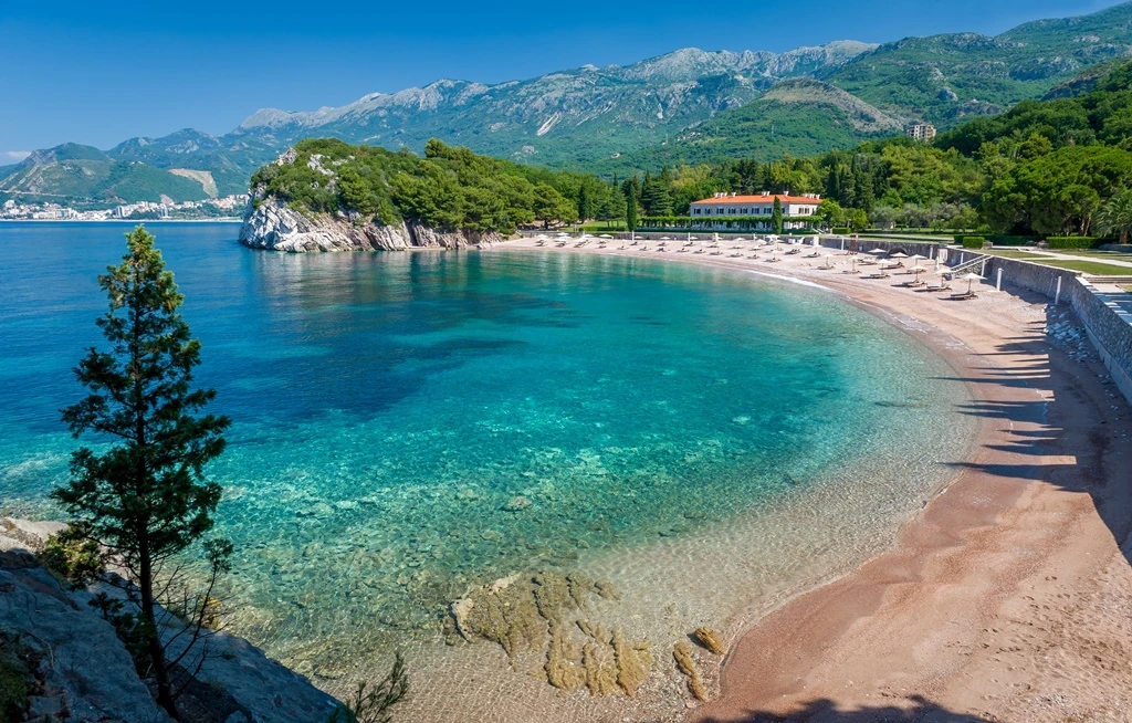 Crna Gora: 272 tisuće manje noćenja