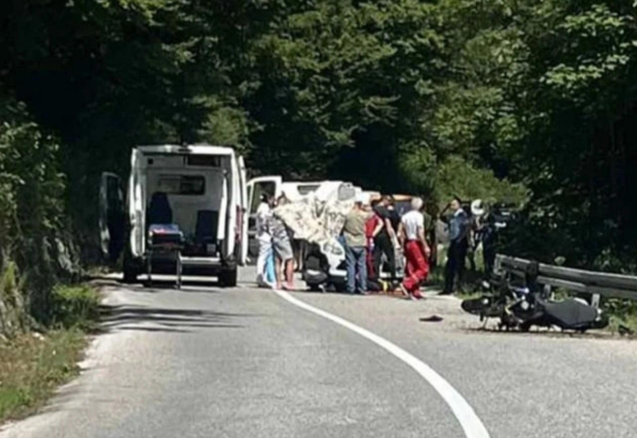 Motociklist poginuo u prometnoj nesreći kod Tjentišta