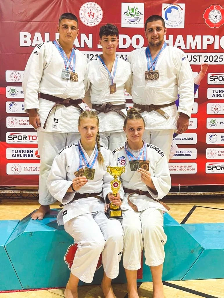 Borsa briljira u Edirneu – četiri medalje i ekipna bronca za BiH