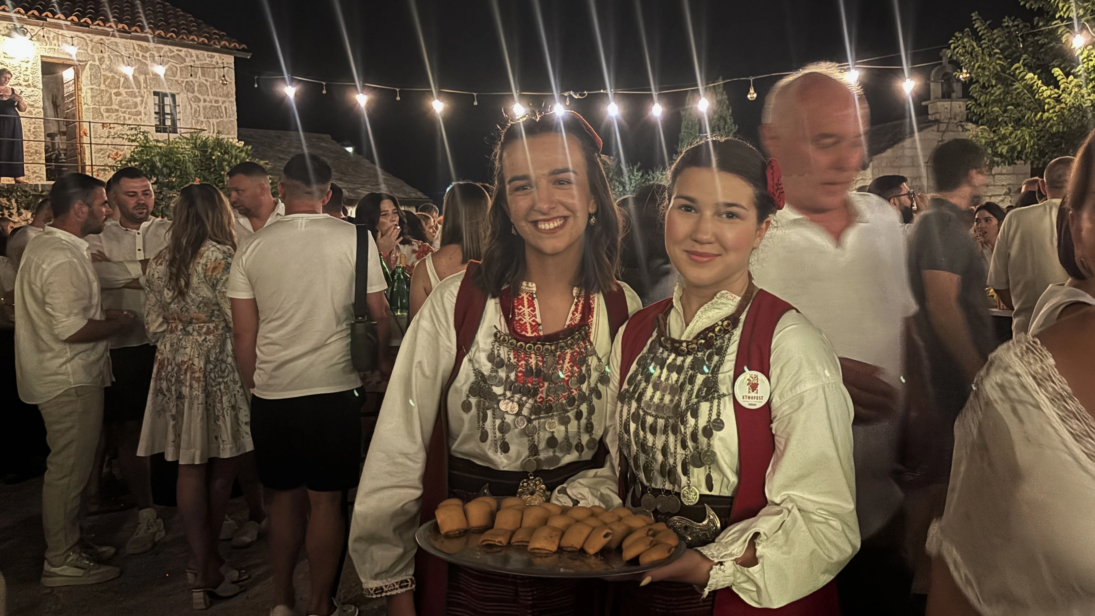 FOTO/VIDEO: Etno Fest Didak posjetitelje vratio korijenima: Ganga, bećarac, tradicionalna jela i dobra fešta