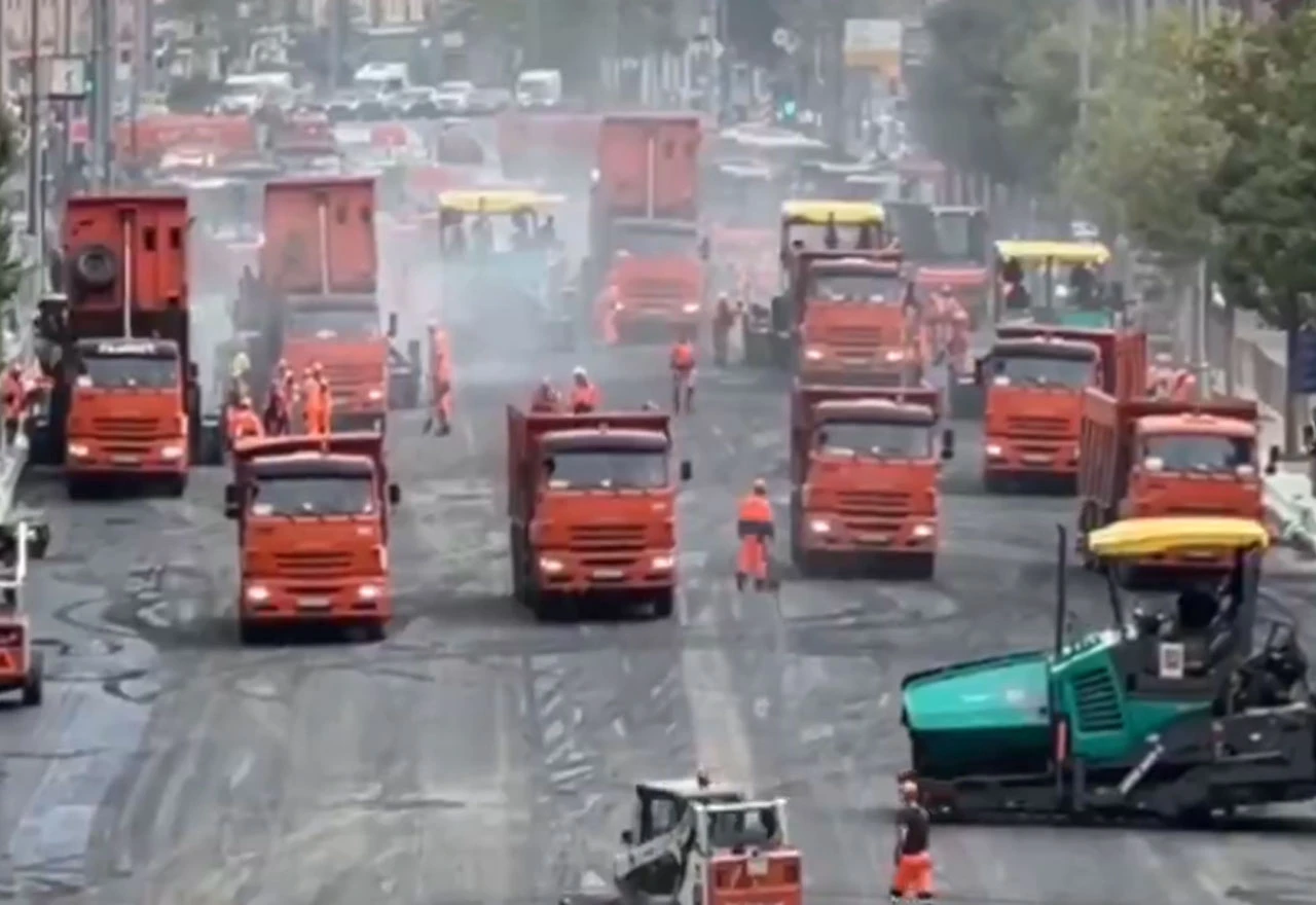 VIDEO | Pogledajte rekordno asfaltiranje glavne prometnice u Moskvi