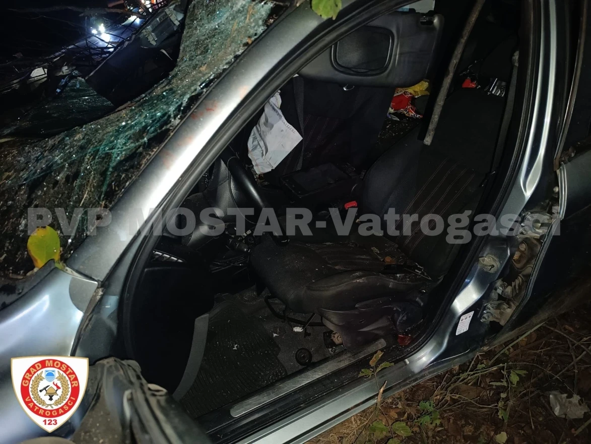 Maloljetna osoba izgubila život u nesreći kod Hodbine