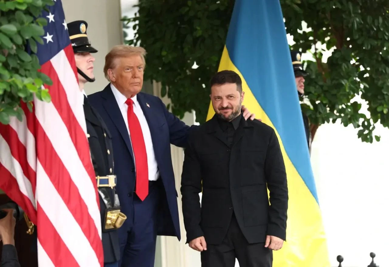 Politika i moda: Zelenski odjevnom kombinacijom osvojio Trumpa