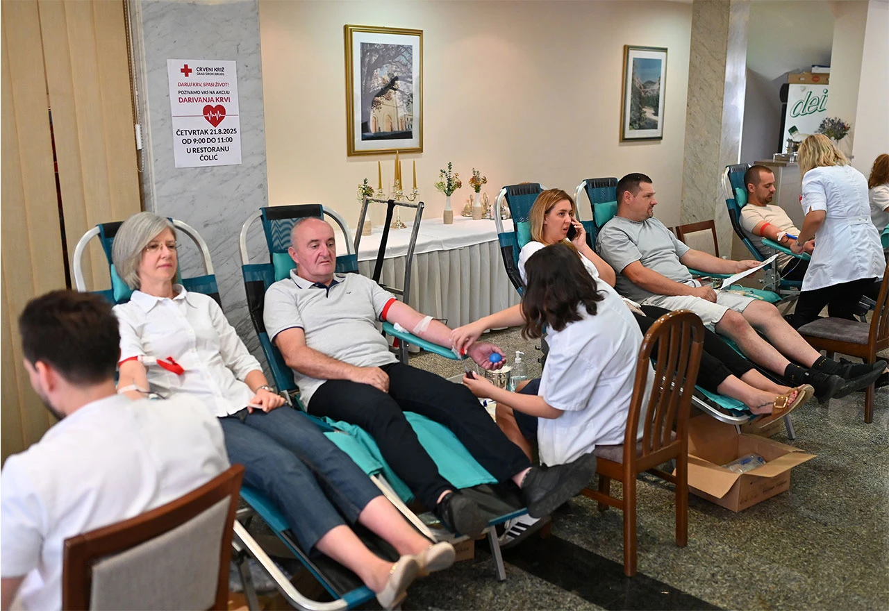FOTO | Širokobriježani oborili rekord: Darovali 76 doza krvi u jednoj akciji