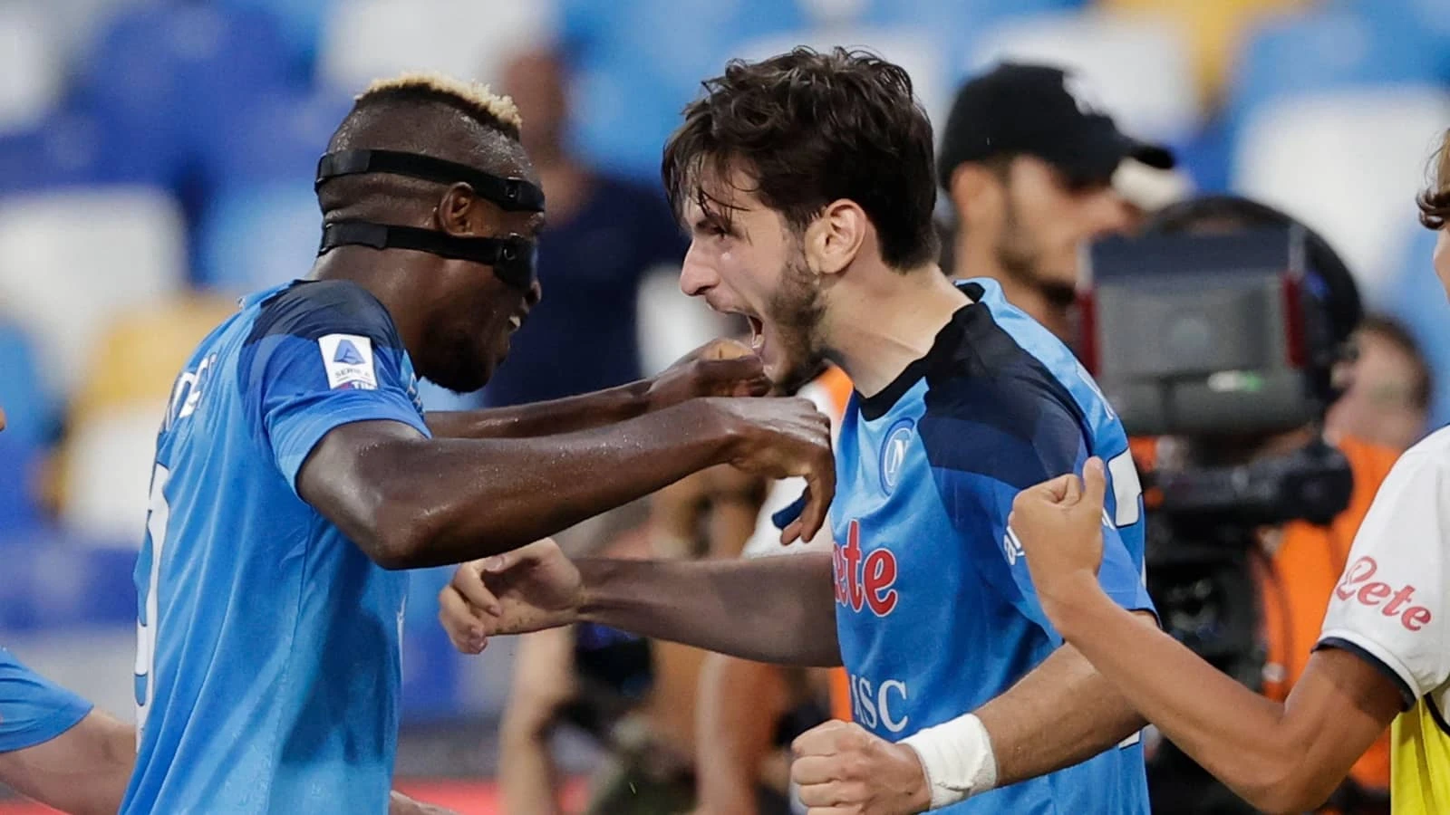 Imao je u ruci 200 milijuna za Kvaratskheliju i Osimhena, ali je odbio ponudu PSG-a