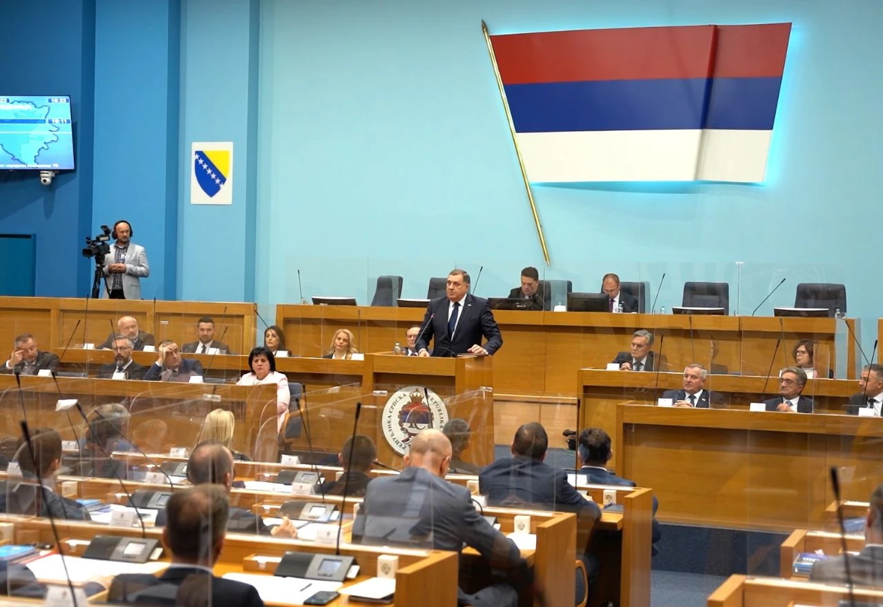 NSRS raspisala referendum i odbacila presude protiv Dodika