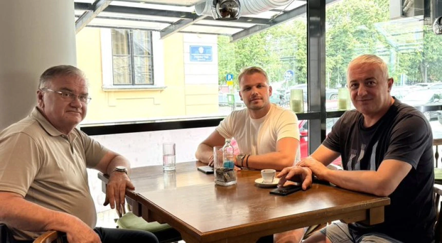Borenović s Ivanićem i Stanivukovićem: Odluke moraju biti mudre i odgovorne