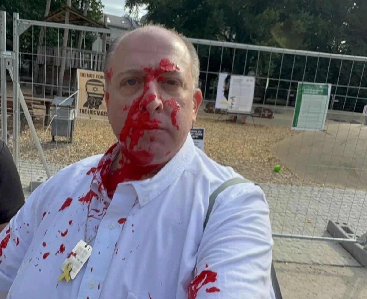 Sukob Židova i prosvjednika u Njemačkoj: "Židovi su nas tukli pa smo ih gađali bojom"