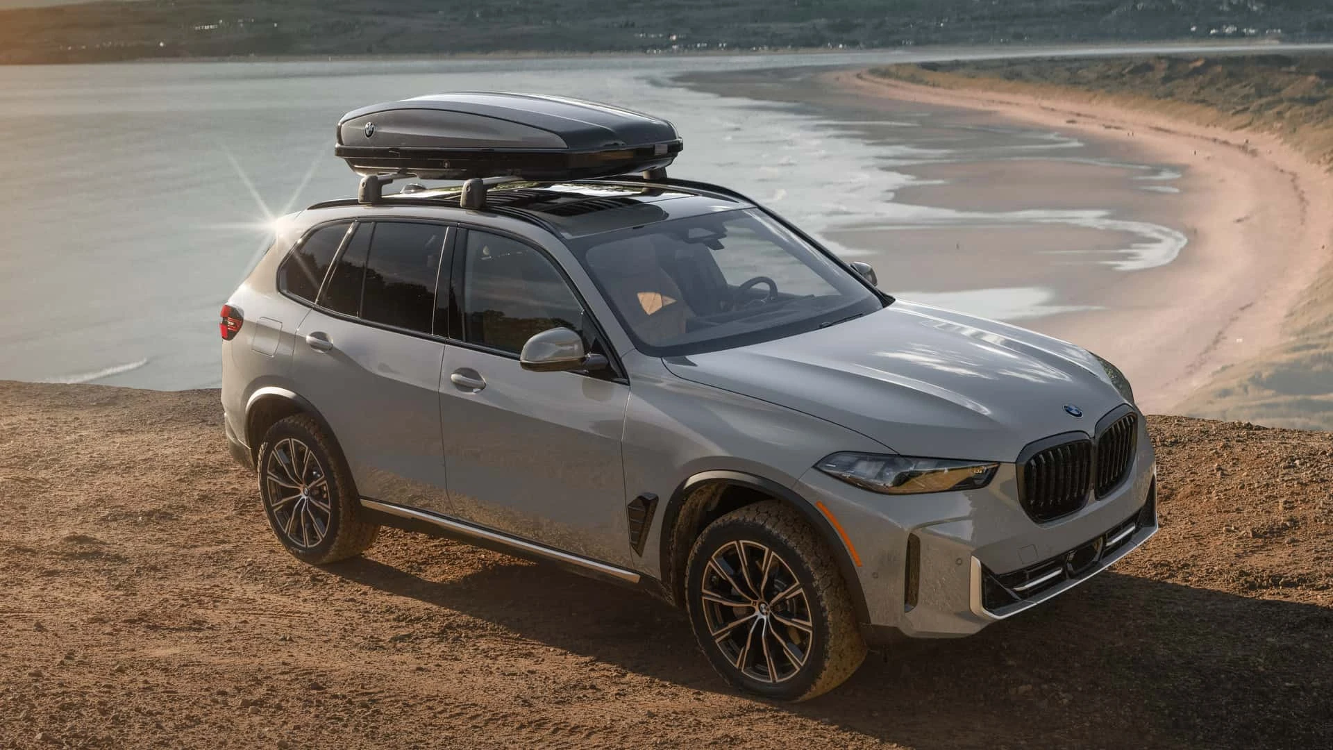 Mercedes G-klasa dobiva rivala: BMW razvija moćni SUV