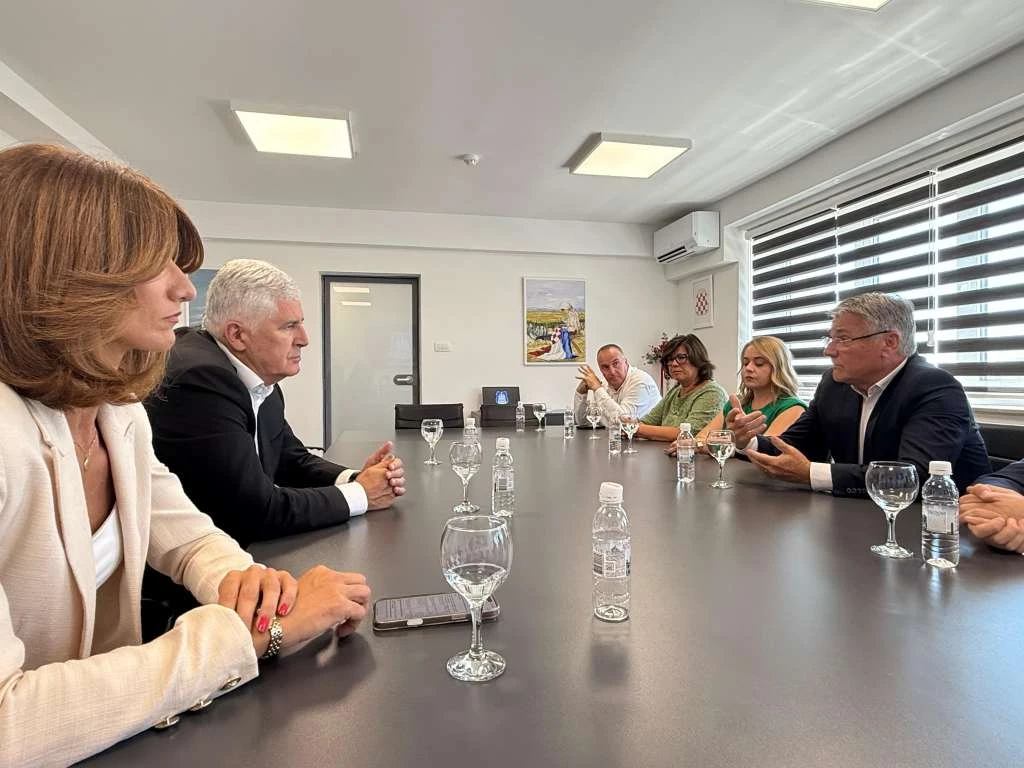 Čović u Grudama: HDZ BiH ostaje predan partner lokalnim zajednicama u osiguravanju održivog razvoja