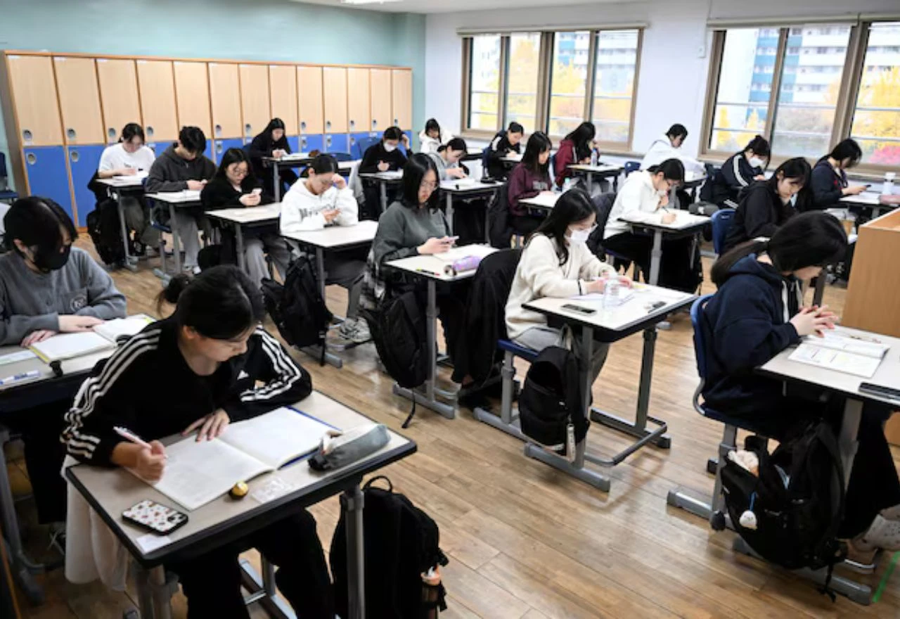 Južna Koreja zabranila mobitele u školskim učionicama