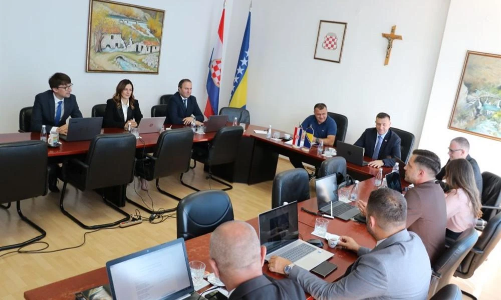 Vlada ŽZH usvojila izmjene zakona o prostornom uređenju i građenju te brojne druge