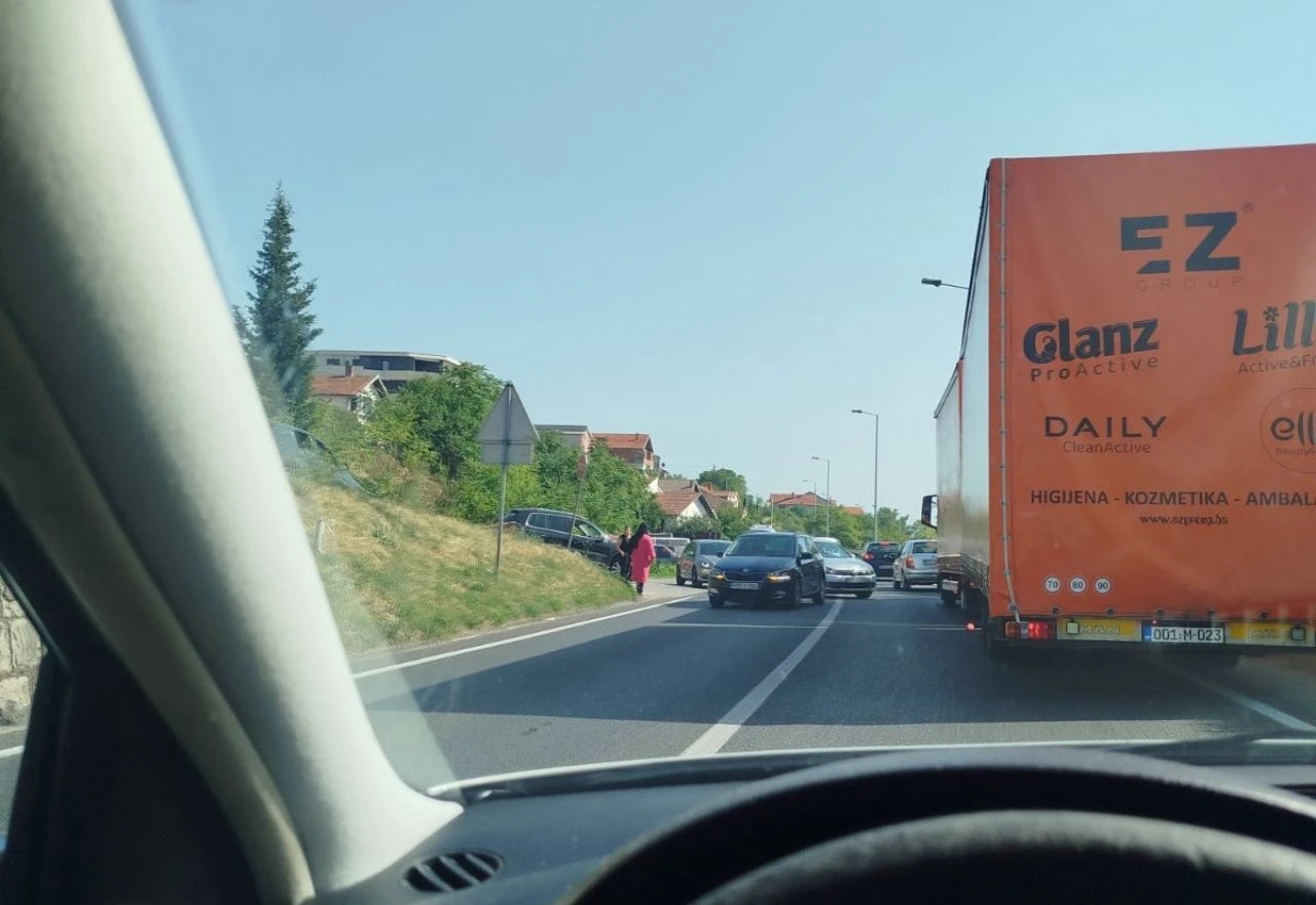 Prometna nesreća kod pravoslavne crkve u Mostaru
