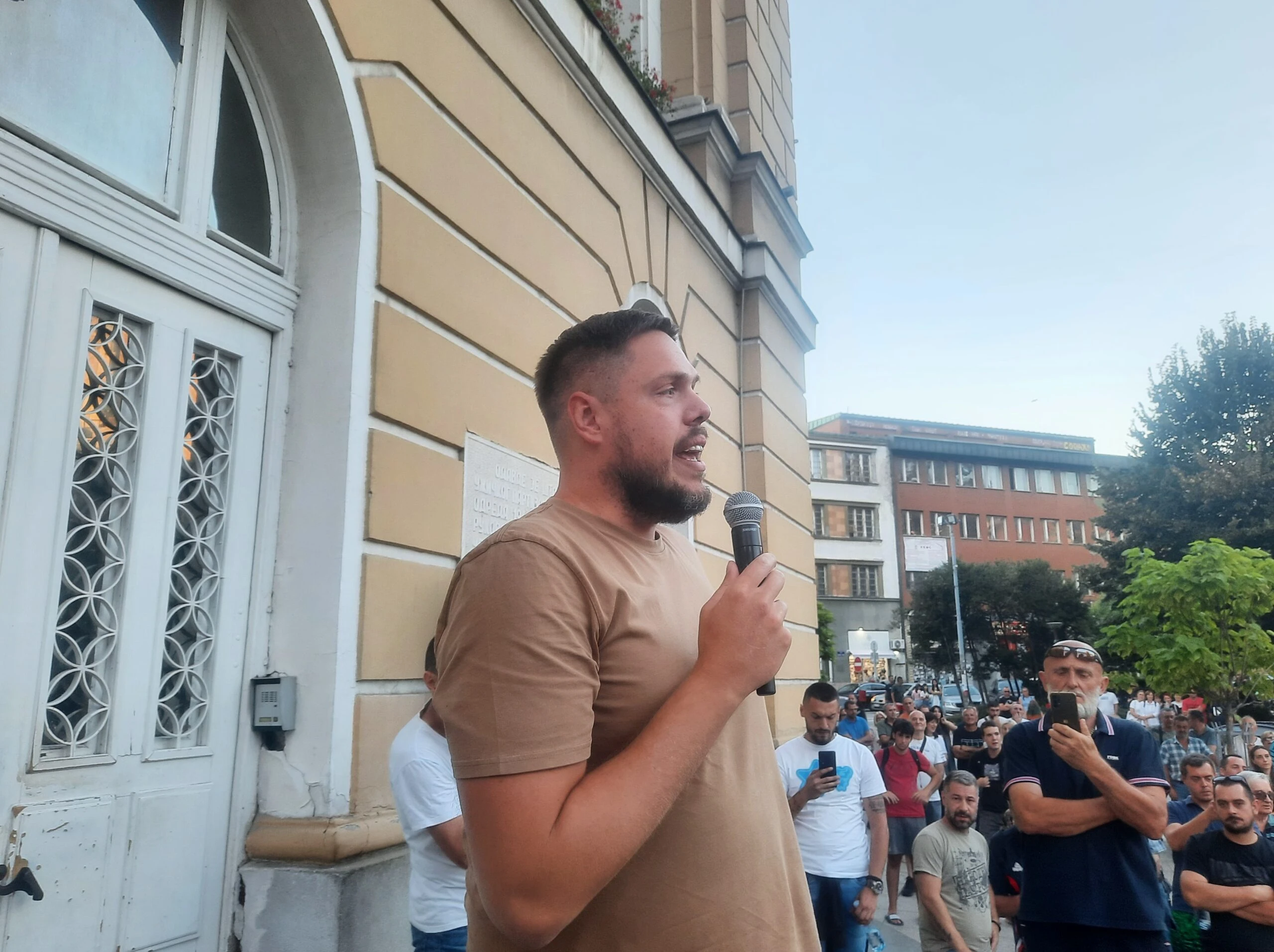 Bivši reprezentativac Srbije poslao pismo čelnicima FIBA-e, Vučić u Rigu šalje svoju ekipu