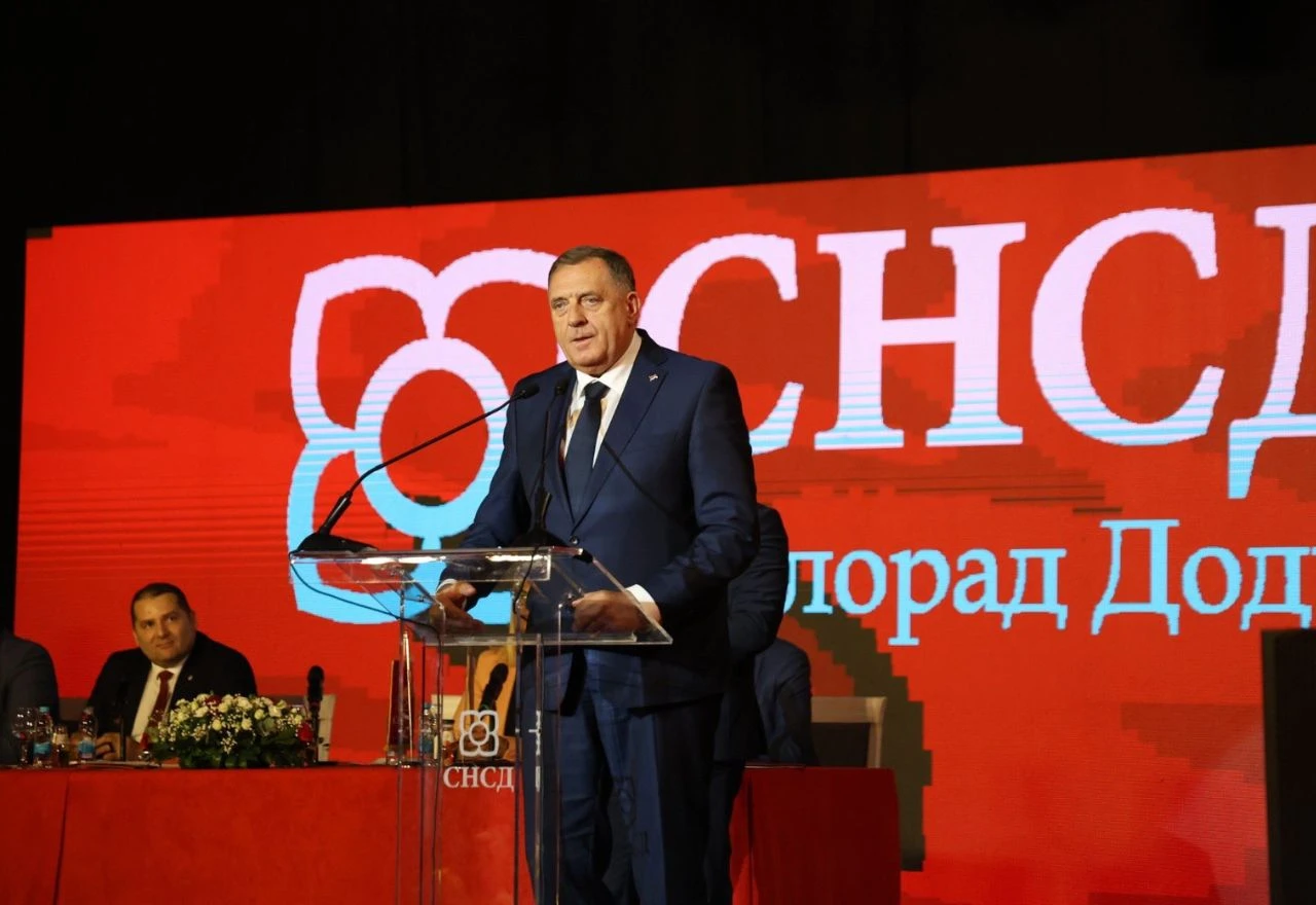 Dodik: SNSD ostaje kompaktan i jedinstven