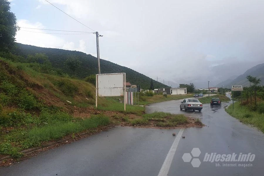 BIHAMK upozorava: Kiša i pljuskovi otežavaju promet širom BiH
