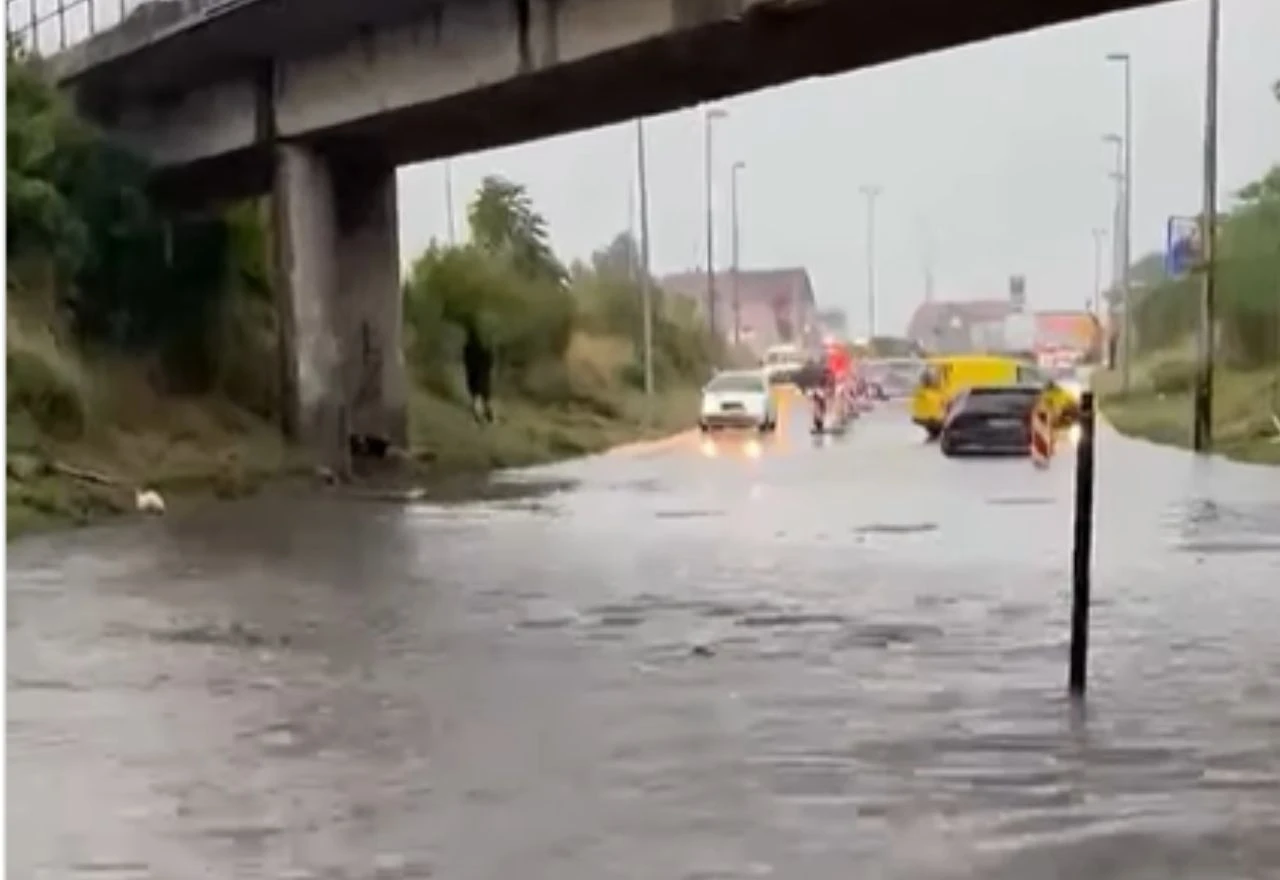 VIDEO | Raste vodostaj na sjevernom ulazu u Mostar, vatrogasci ispumpavaju vodu
