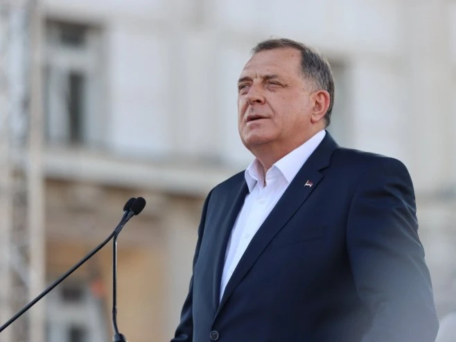 Dodik će tražiti od Putina da podrži referendum