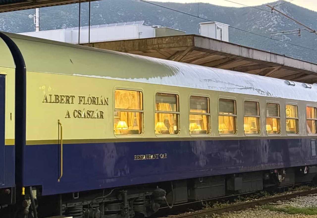 Što se događa sa željeznicama? Kasnio luksuzni vlak, putnici u Mostaru čekali više od sat vremena