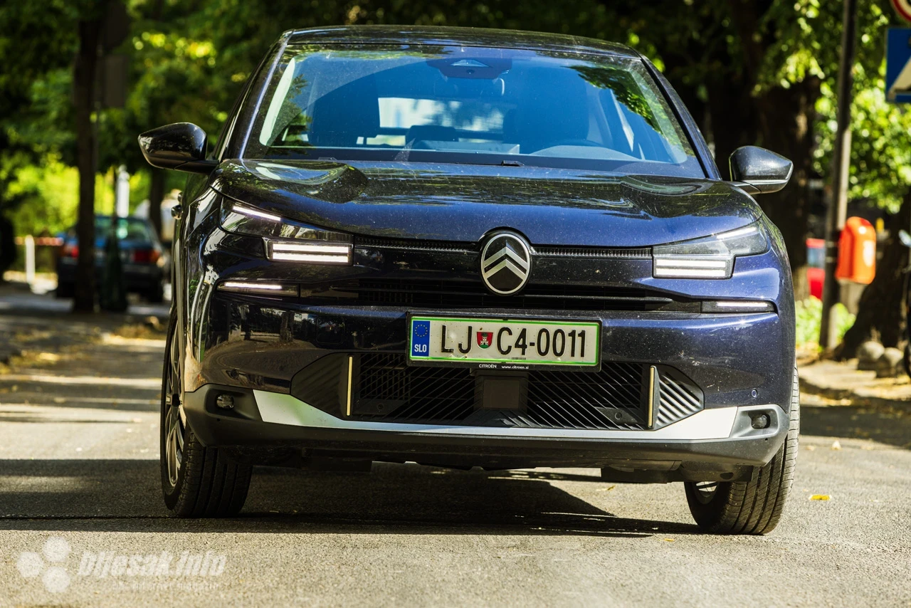 Bljesak je vozio Citroen C4 Bussines Hybrid 145