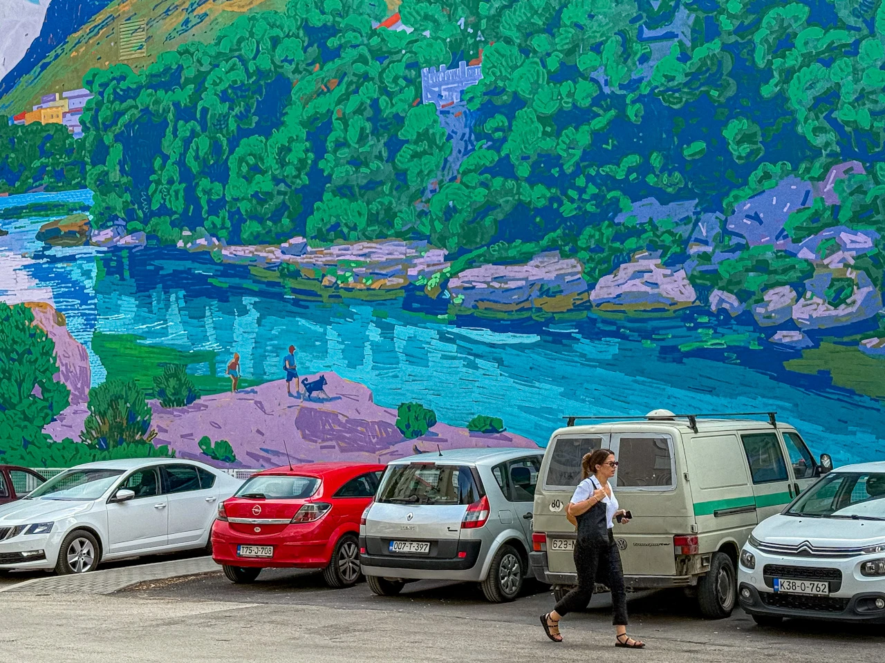 FOTO | Završen je do sada najveći mural u Mostaru: Pogledajte kako izgleda!