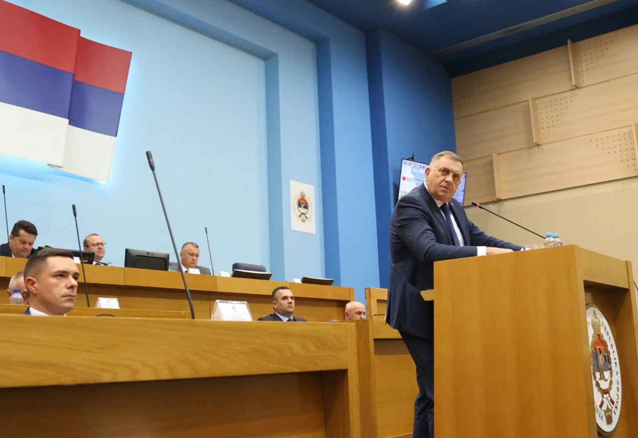 Dodik: Referendumom treba odbaciti stranu okupaciju u BiH