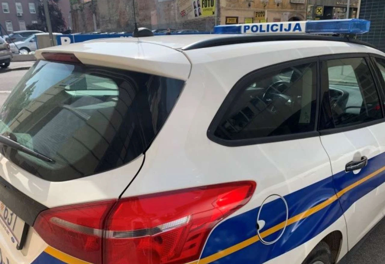 Troje uhićenih zbog lažnog predstavljanja kao policajci