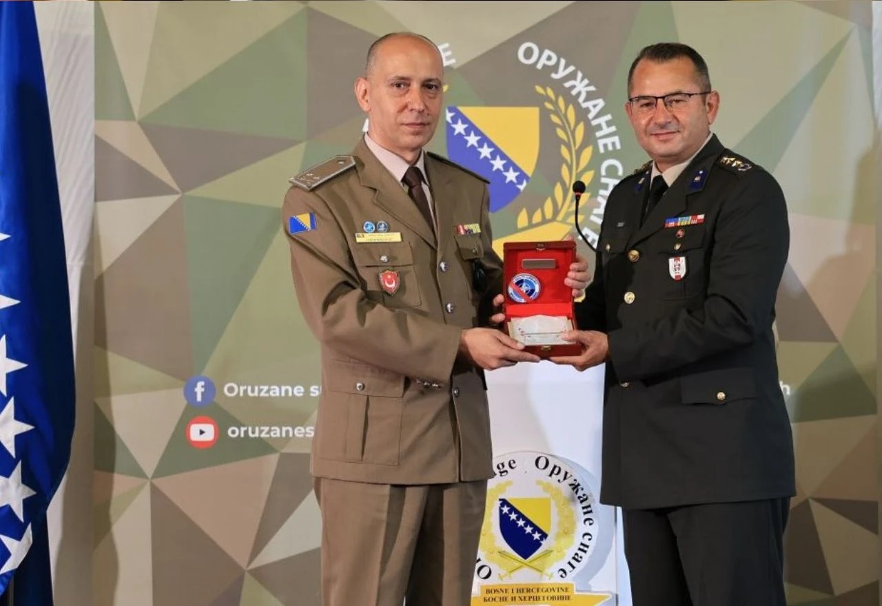 Pukovnik Amer Riković dobitnik prve Medalje za vojne zasluge MO BiH