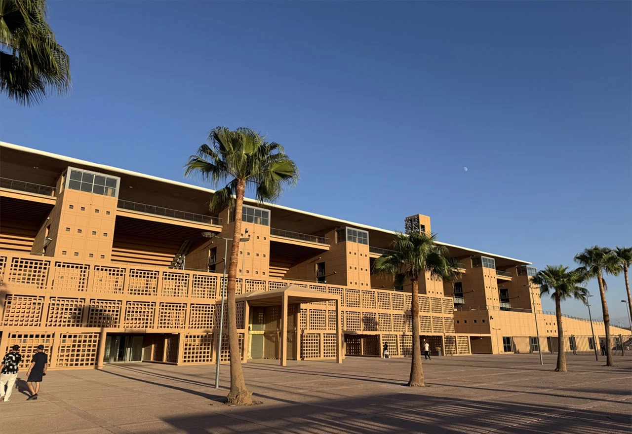 FOTO | Crveni grad postaje centar svjetskog nogometa