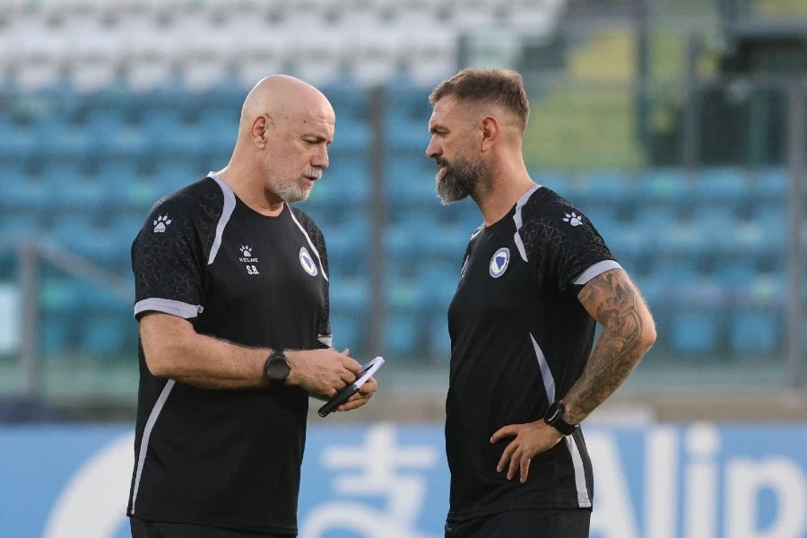 Barbarez od prve minute s tinejdžerom, sudi Albanac koji je sudio Zrinjskom