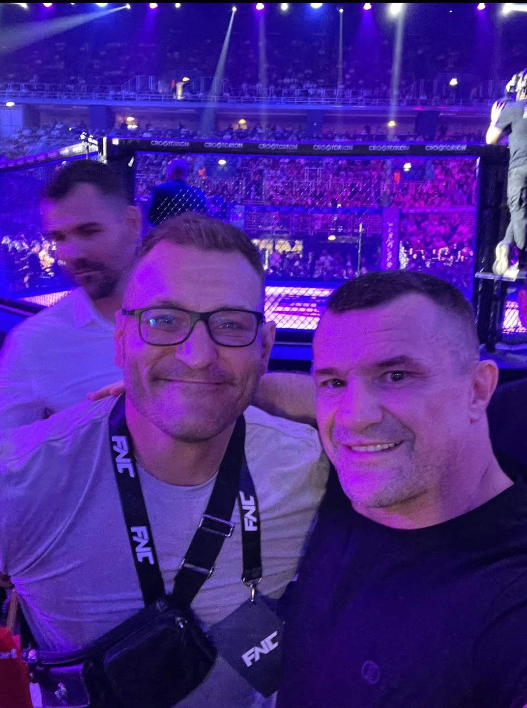 Cro Cop objasnio zašto je skočio do ograde na FNC spektaklu