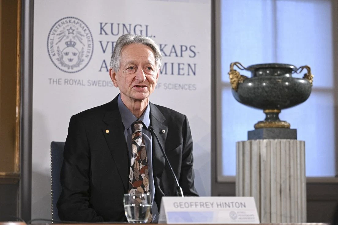 Nobelovac tvrdi da ga je djevojka ostavila pomoću ChatGPT-a