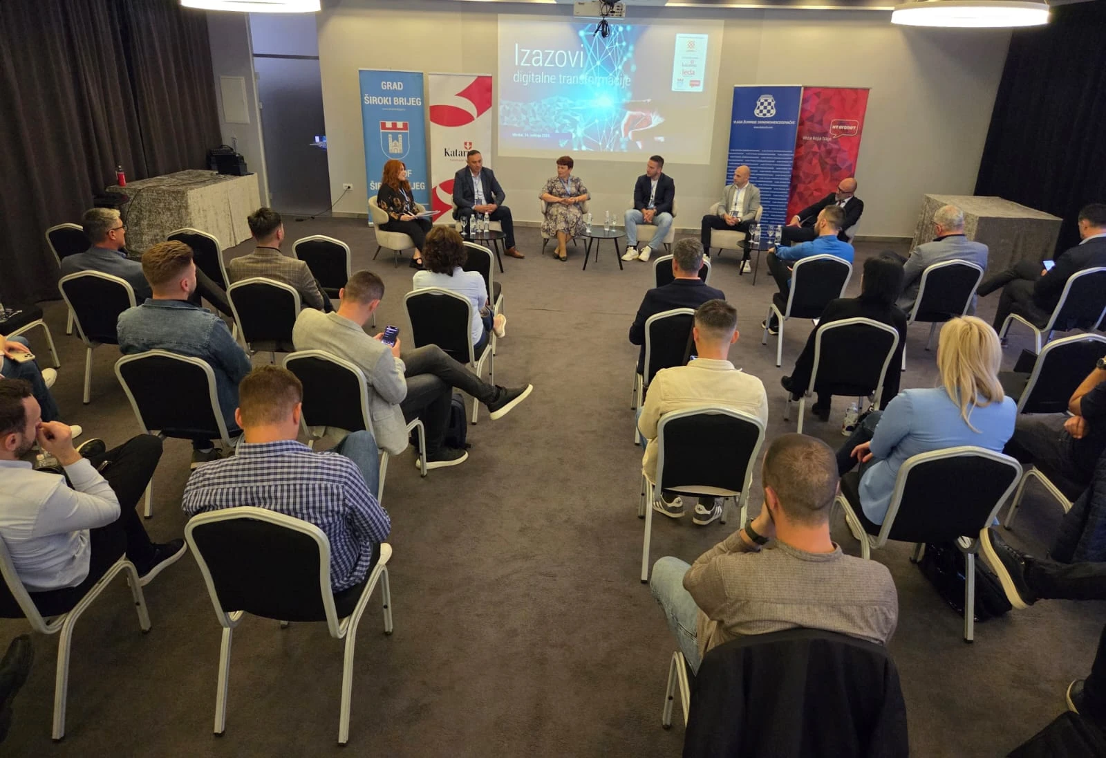 U Mostaru održana edukacija za mlade ''Digitalna transformacija poslovanja''