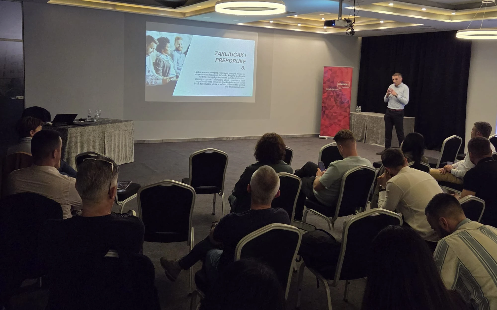U Mostaru održana edukacija za mlade ''Digitalna transformacija poslovanja''