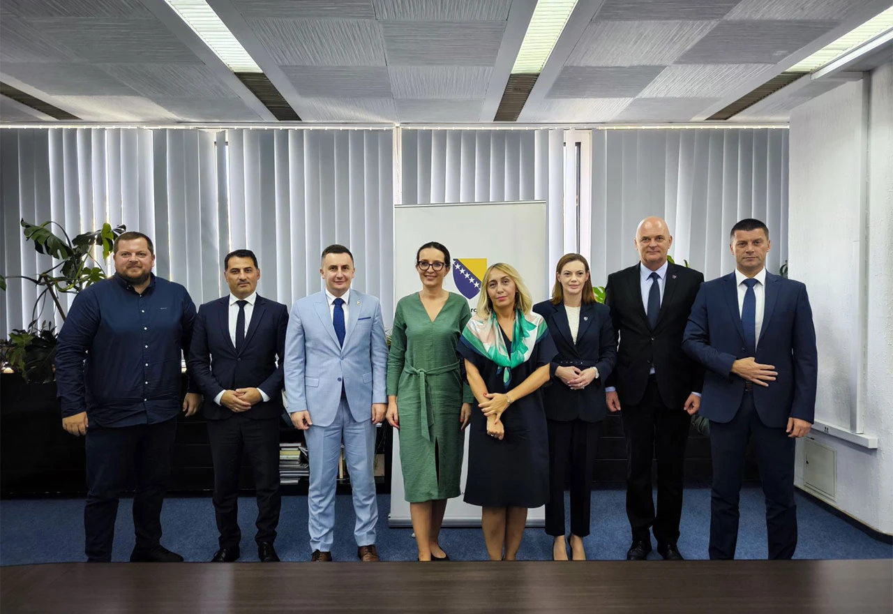 Potpisani ugovori za sanaciju i uklanjanje nesanitarnih odlagališta otpada